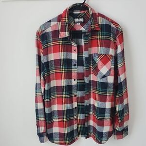 Classic Plaid Button-Up Shirt with Chest Pocket